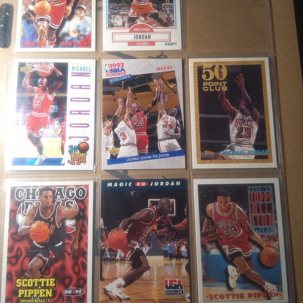 NBA Michael Jordan and Scottie Pippen Card Collection